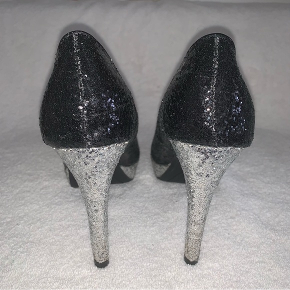 Women’s 7M RAMPAGE TANGELA Black & Silver Sparkly Glitter 4 1/2” High Heels EXC - Picture 5 of 15